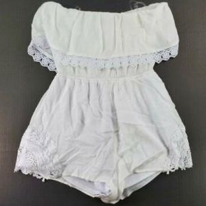 Charlotte Russe womens white off shoulder lace lined Romper size Xs